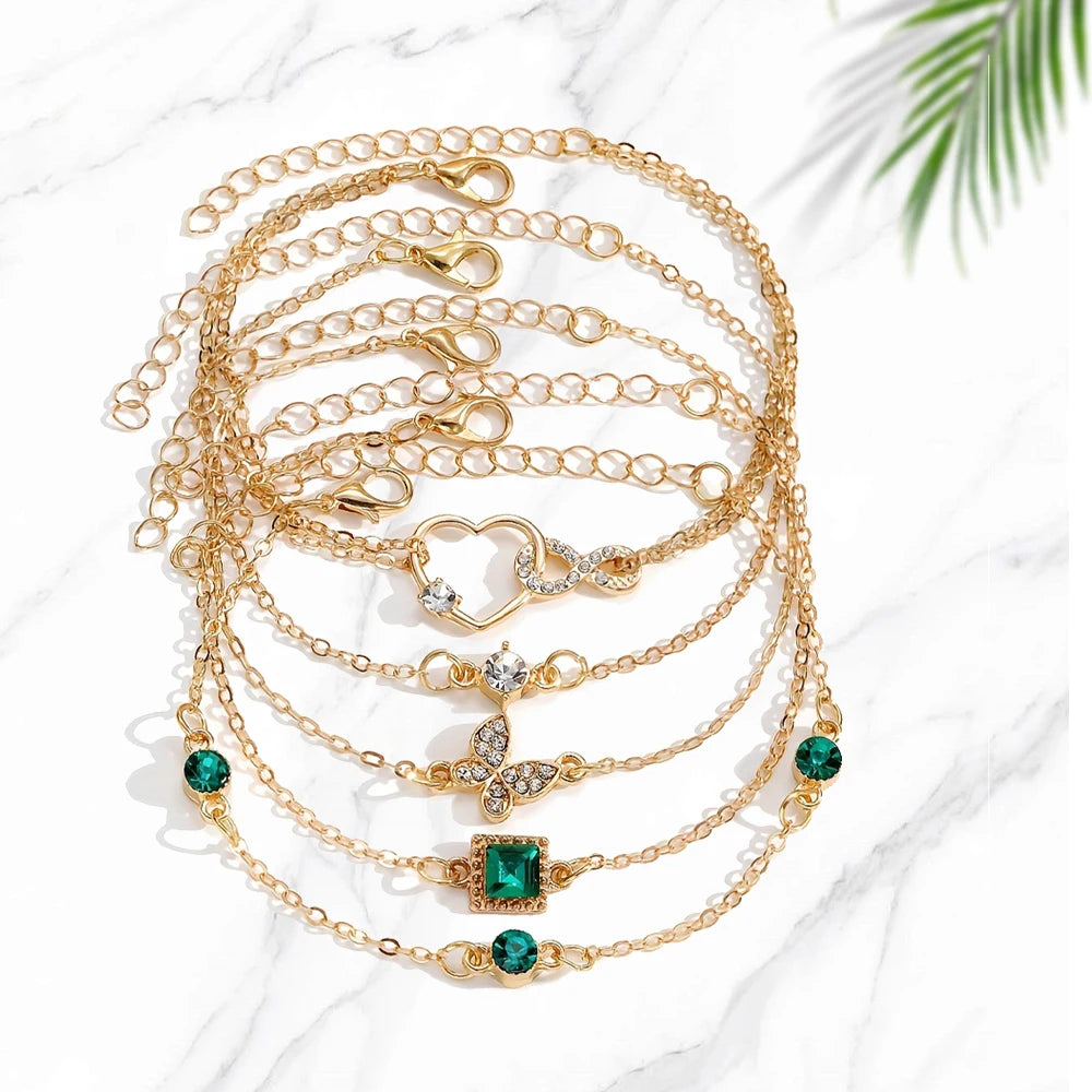 ✨ Timeless Glamour – 5-Piece Rhinestone Bracelet Set!