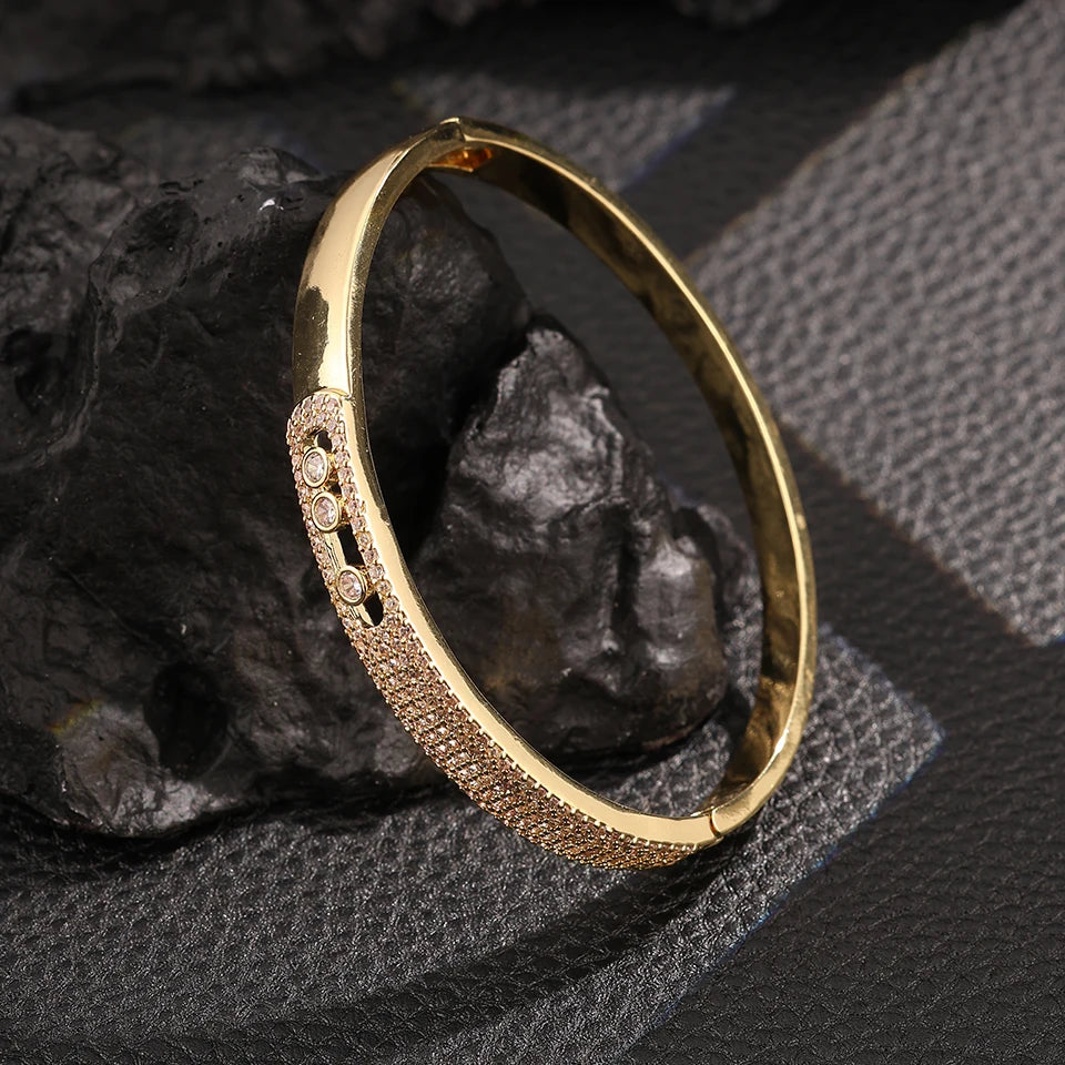 💎 ZAKOL Micro-Pavé Zircon Bangle – Minimalist Sparkle, Maximum Impact!