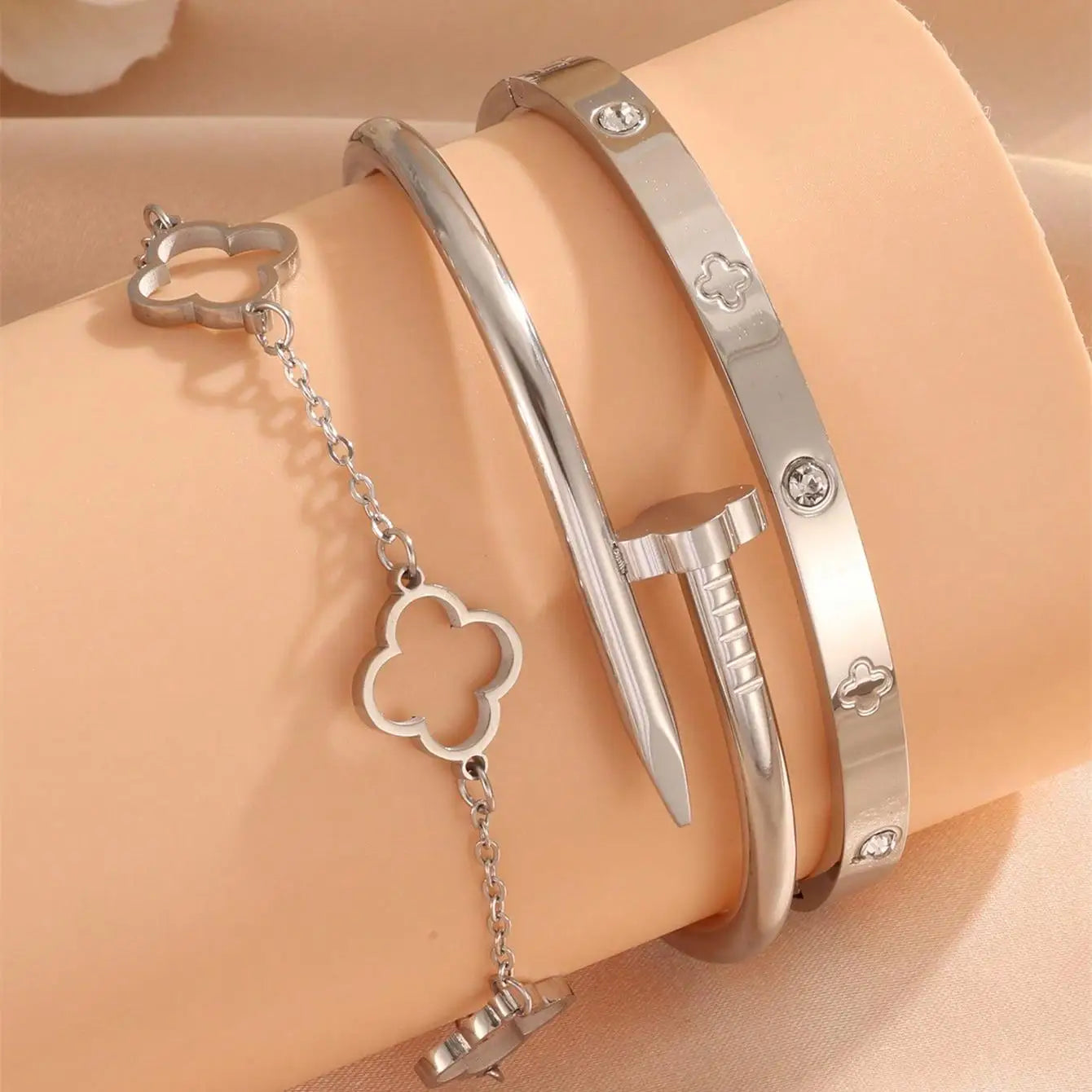 ๐ 3-Piece Lucky Clover Bracelet Set - Stainless Steel Charm Bracelets! ๐
