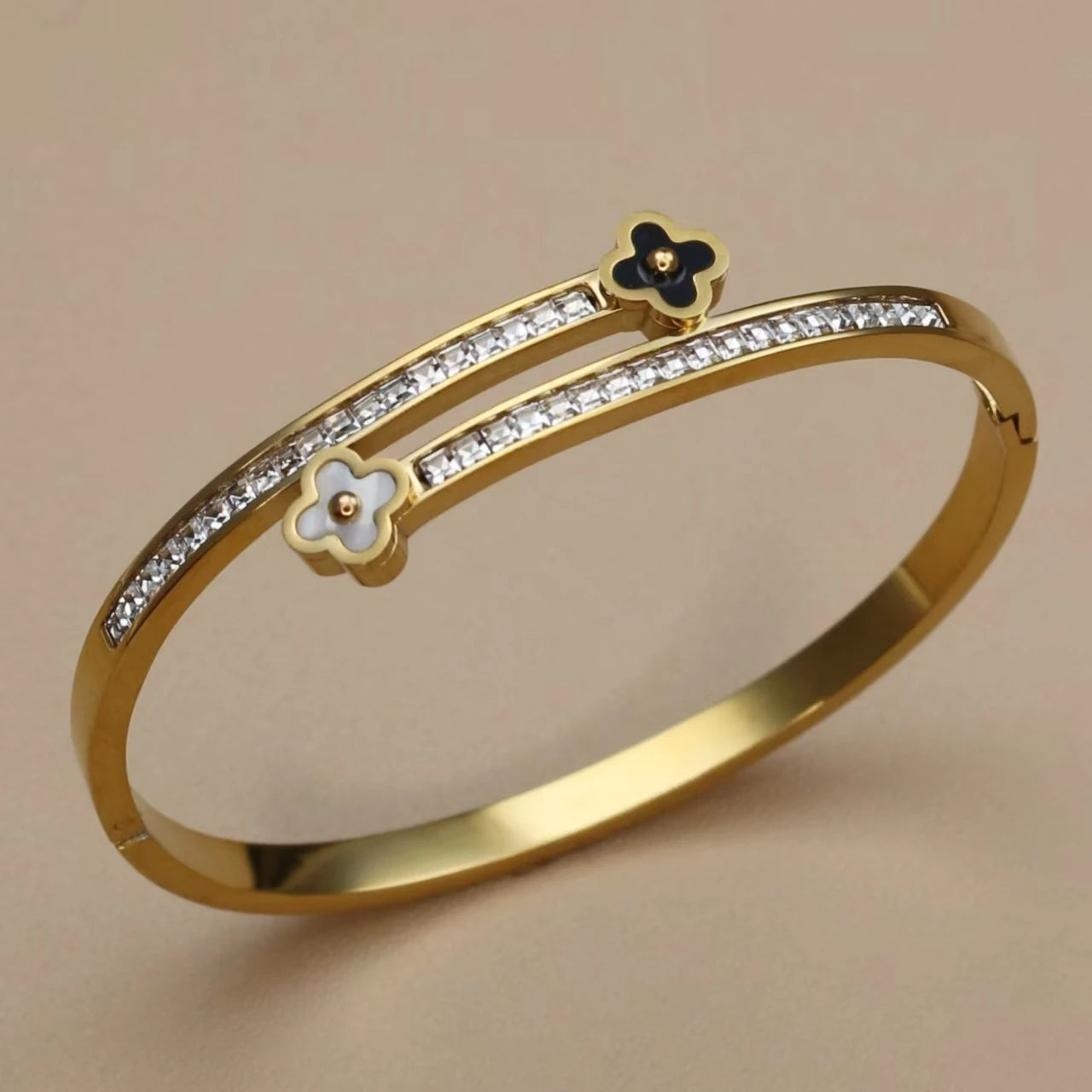 π XCB-001 Four-Leaf Clover Crystal Bangle β Luck Meets Luxury!