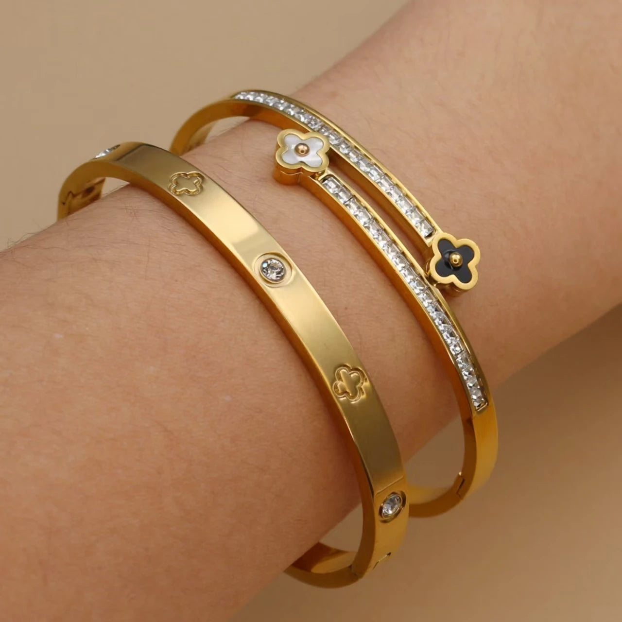 π XCB-001 Four-Leaf Clover Crystal Bangle β Luck Meets Luxury!