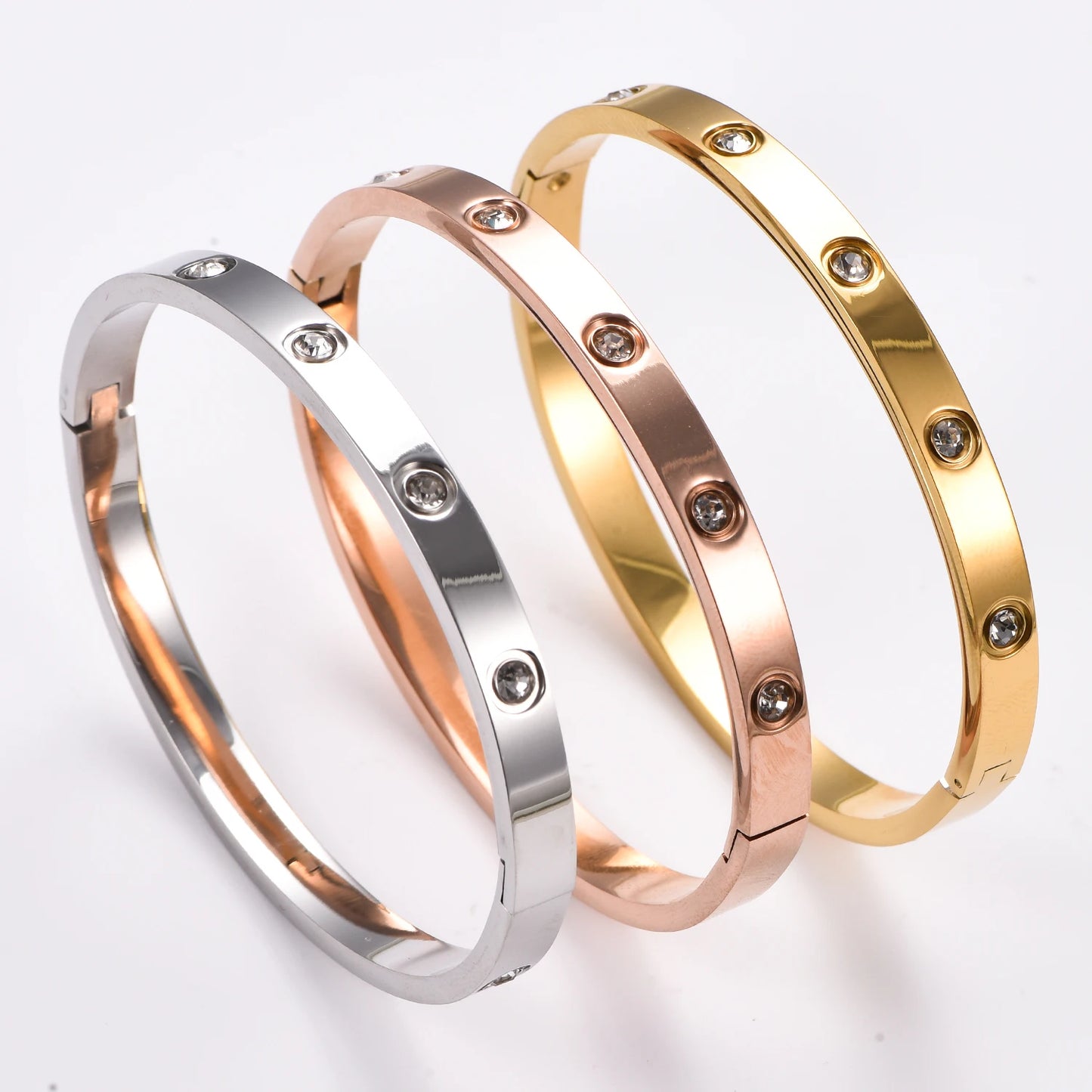π 6mm Wide Zircon Bangle β Timeless Shine, Effortless Glam!
