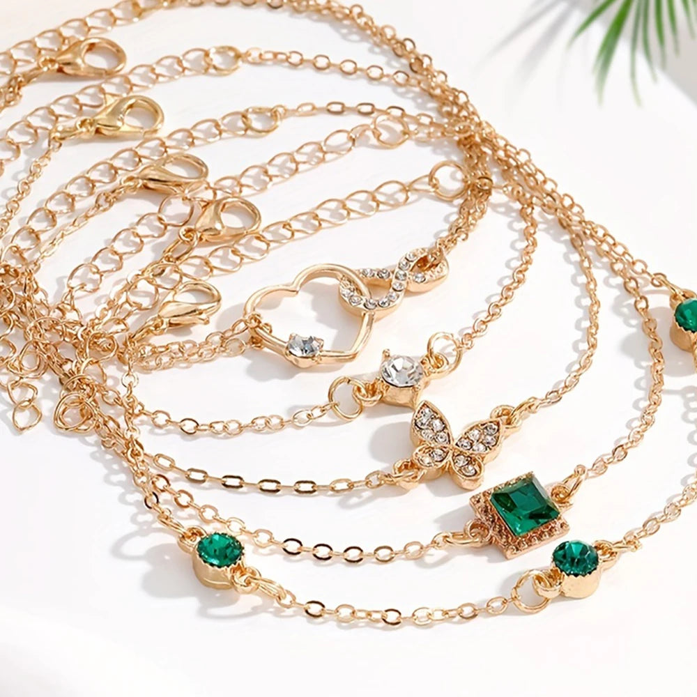 ✨ Timeless Glamour – 5-Piece Rhinestone Bracelet Set!