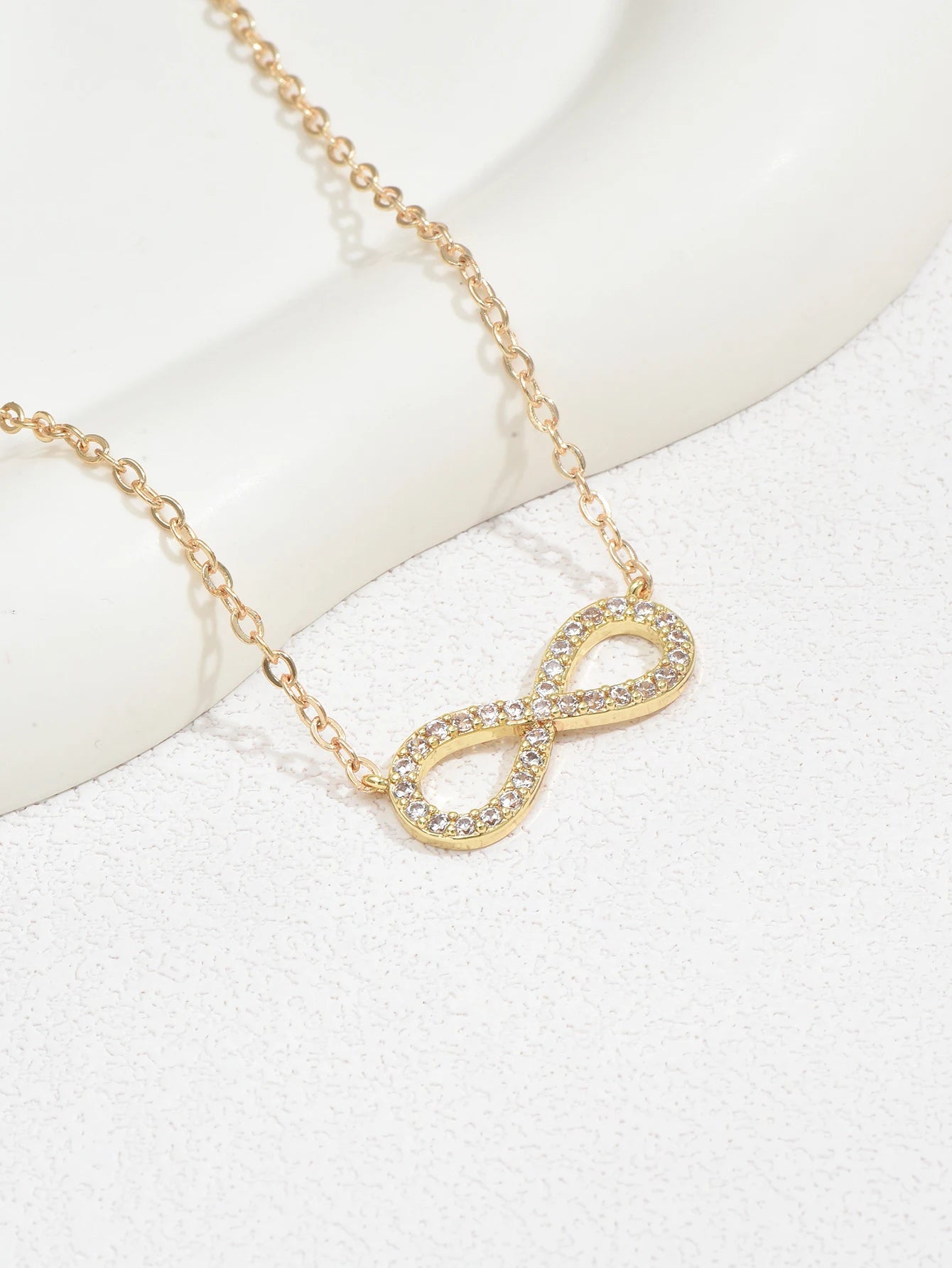 ∞ Infinity Love Necklace – Eternal Elegance, Endless Meaning!