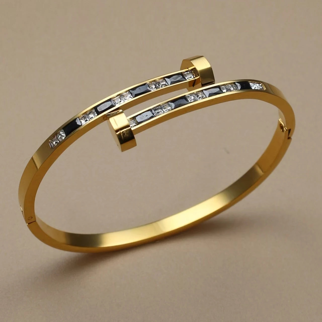 π XCB-001 Four-Leaf Clover Crystal Bangle β Luck Meets Luxury!