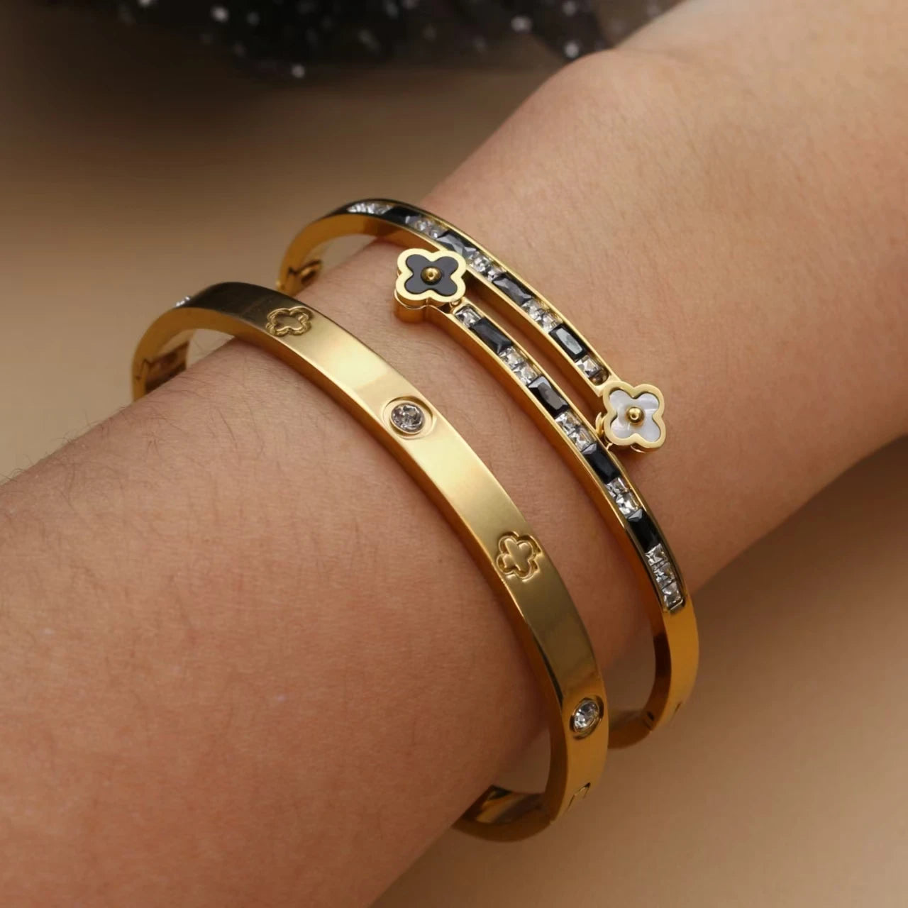 π XCB-001 Four-Leaf Clover Crystal Bangle β Luck Meets Luxury!
