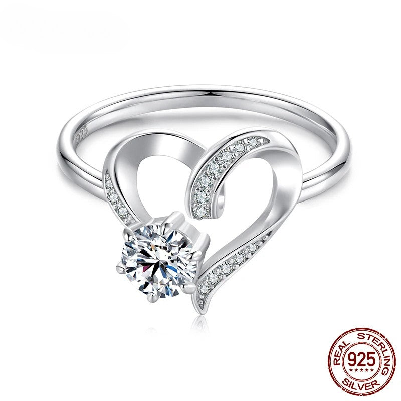 💍 925 Sterling Silver Heart Moissanite shahd Ring - 18K Gold Plated ✨