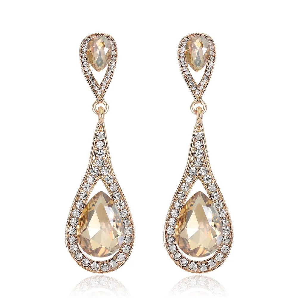✨ TREAZY Champagne Crystal Earrings – Effortless Glamour for Every Occasion!