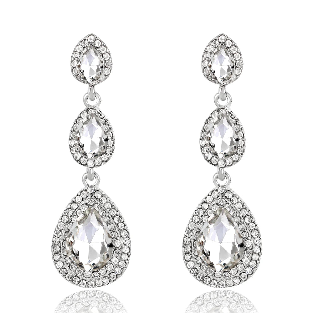 ✨ TREAZY Champagne Crystal Earrings – Effortless Glamour for Every Occasion!
