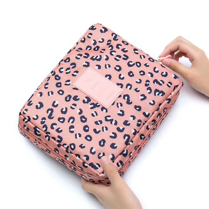 💄🎒 High-Capacity Waterproof Makeup Bag – Travel & Cosmetic Organizer for Women 🧴✨