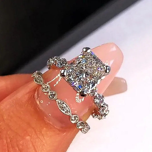💎 925 Sterling Silver Geometric Ring – Modern Elegance, Timeless Shine!