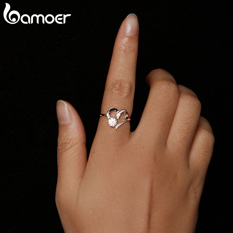 💍 925 Sterling Silver Heart Moissanite Engagement Ring - 18K Gold Plated ✨