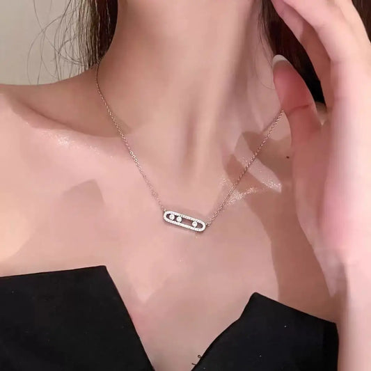 💎 Paperclip Full Diamond Necklace – Where Minimalism Meets Brilliance!