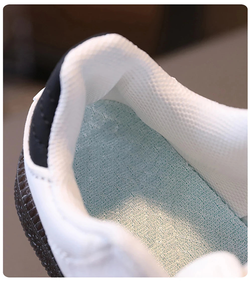 👟🔥 Stylish Kids’ Sneakers – Soft Sole & Comfortable Design!