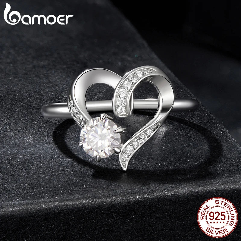 💍 925 Sterling Silver Heart Moissanite Engagement Ring - 18K Gold Plated ✨