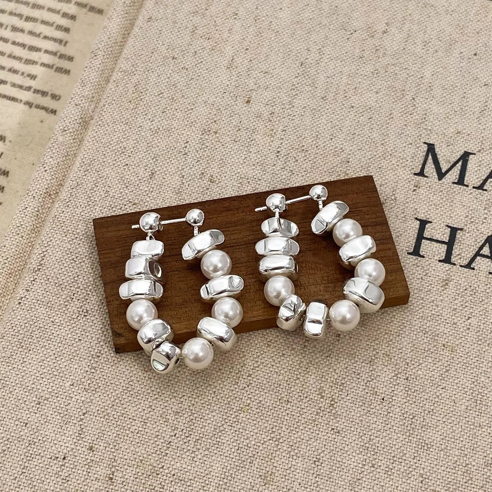 🔮 Silvery Broken Pearl Dangle Earrings – Art Meets Avant-Garde!