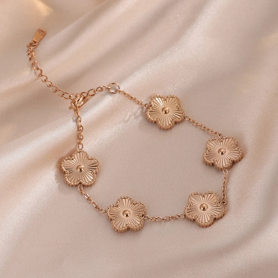 🍀 Yupsk Lucky Clover Bracelet – Wear Your Good Fortune!