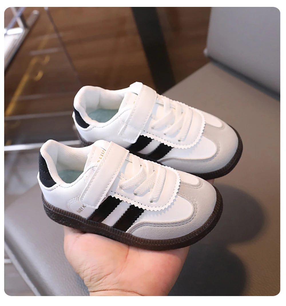 👟🔥 Stylish Kids’ Sneakers – Soft Sole & Comfortable Design!