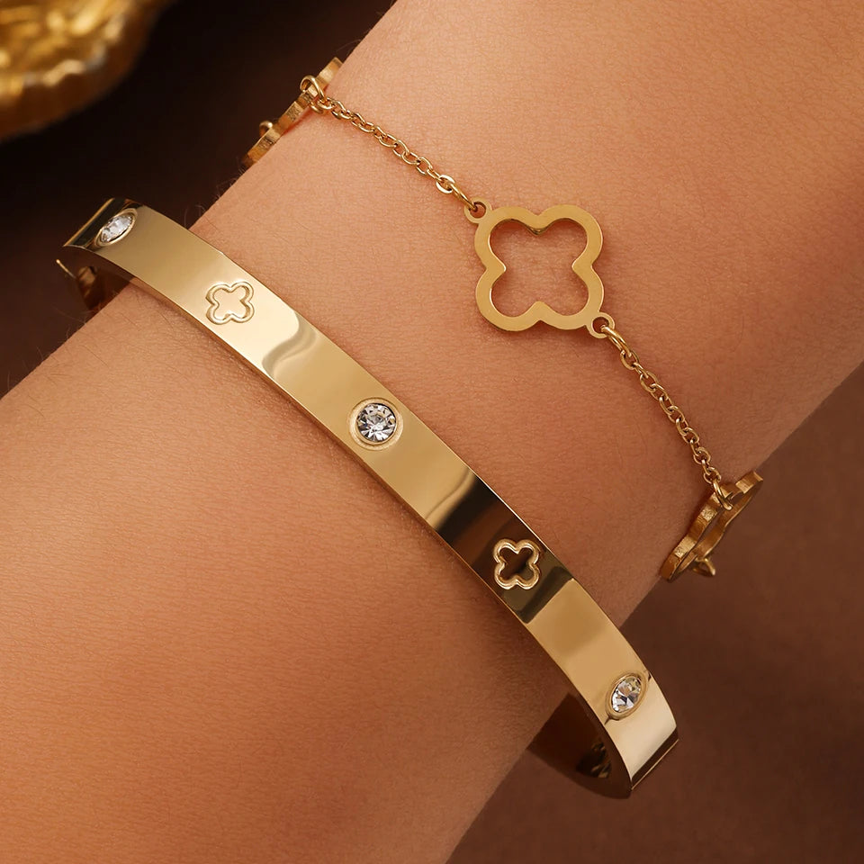 🍀 3-Piece Lucky Clover Bracelet Set - Stainless Steel Charm Bracelets! 🍀