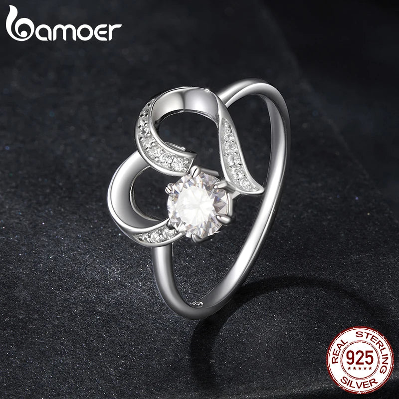 💍 925 Sterling Silver Heart Moissanite Engagement Ring - 18K Gold Plated ✨