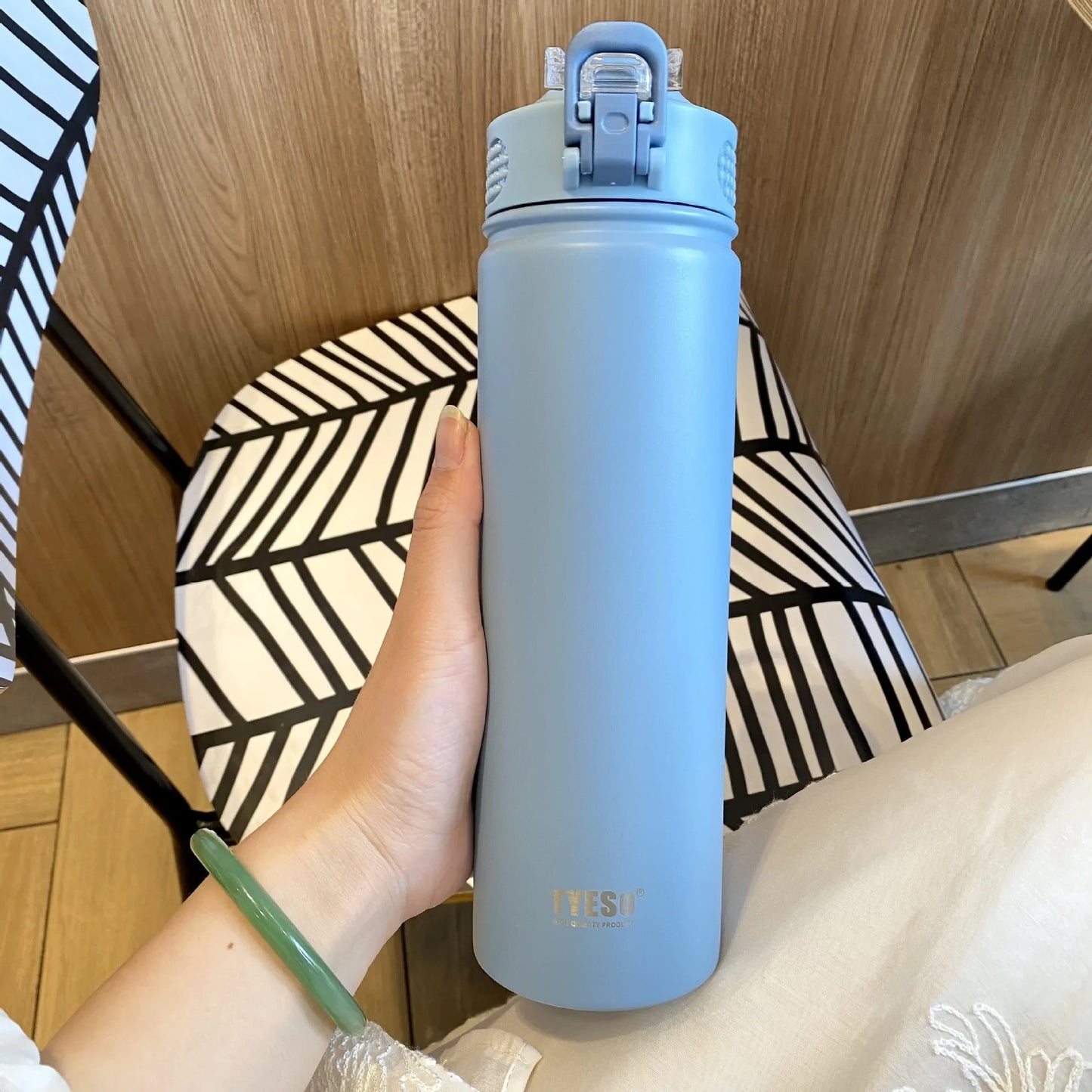 🚗💧 Tyeso Thermal Bottle 600/750ML – Style, Performance & Comfort Wherever You Go! 🔥❄️