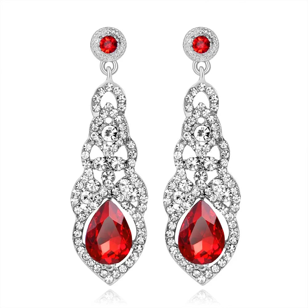 ✨ TREAZY Champagne Crystal Earrings – Effortless Glamour for Every Occasion!