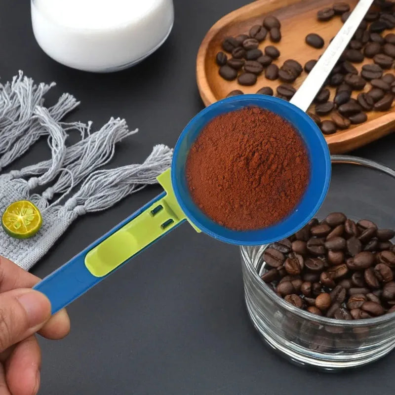 💪🥤 Durable PP Protein Powder Scoop | No-Mess Sliding Funnel for Milk, Shakes & Supplements | Versatile Kitchen Gadget 🍶✨