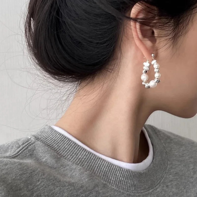 🔮 Silvery Broken Pearl Dangle Earrings – Art Meets Avant-Garde!