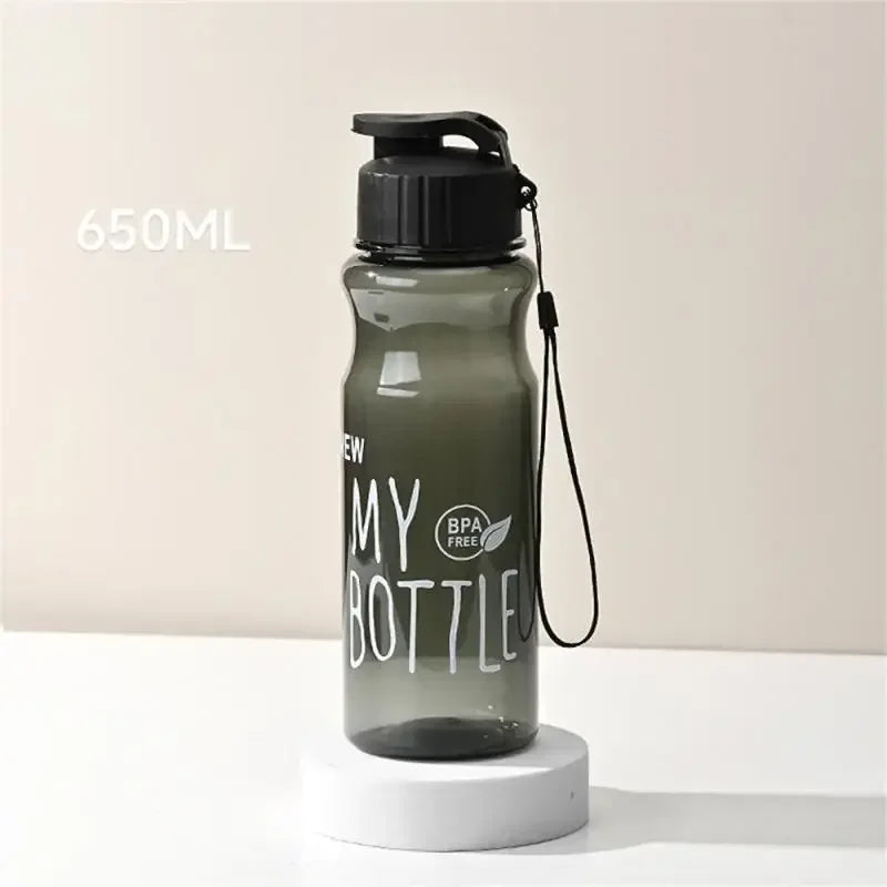 🎁💧 650ml Transparent Plastic Water Bottle – Perfect Gift for Athletes & Active Enthusiasts! 🏋️‍♂️✨