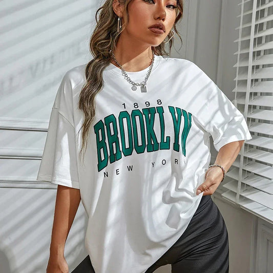 🗽✨ Vintage Vibes! Oversized Brooklyn Tee 😍 Y2K Style 👚🔥