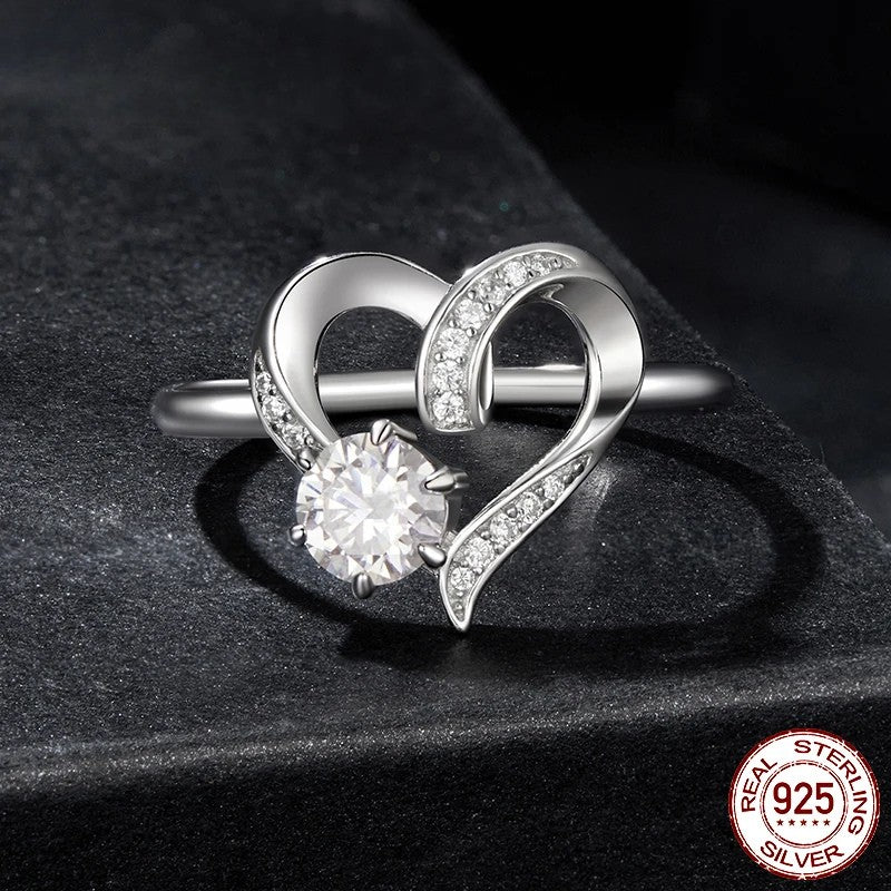 💍 925 Sterling Silver Heart Moissanite shahd Ring - 18K Gold Plated ✨